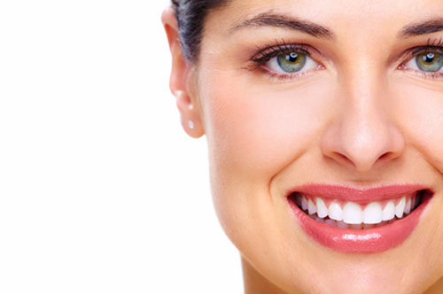 Teeth Whitening: Professional vs. Over-the-Counter